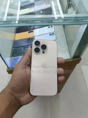 Apple iPhone 16 Pro 128Gb (Singapore) (Used)