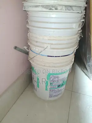 20 Piece Colorful Buckets