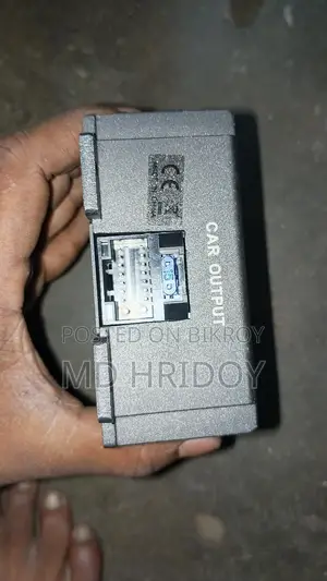 Vehicle tracking unit