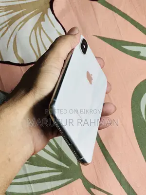 Apple iPhone XS (Used)
