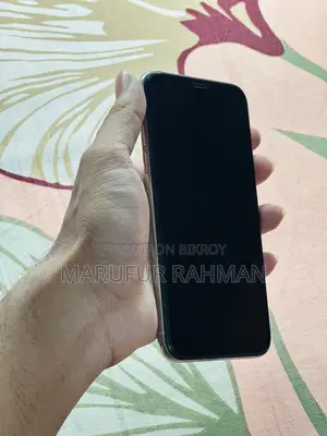 Apple iPhone XS (Used)