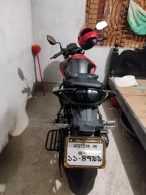 Hero Thriller 160R 2022