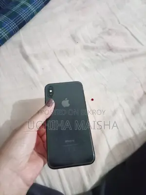 Apple iPhone X . (Used)
