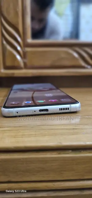 Samsung Galaxy S21 FE 5G 8-128 (Used)