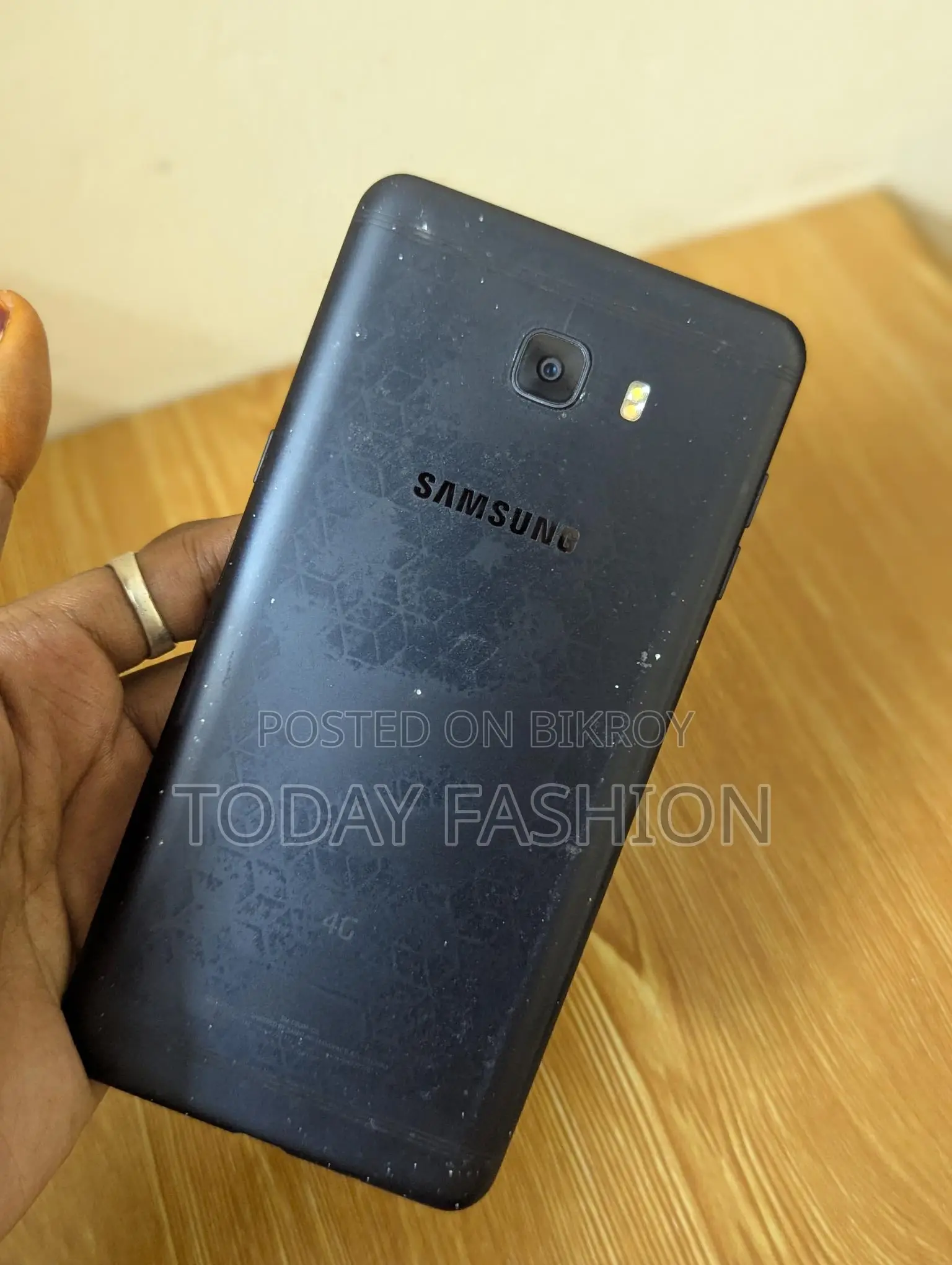Samsung Galaxy C9 Pro (Used)