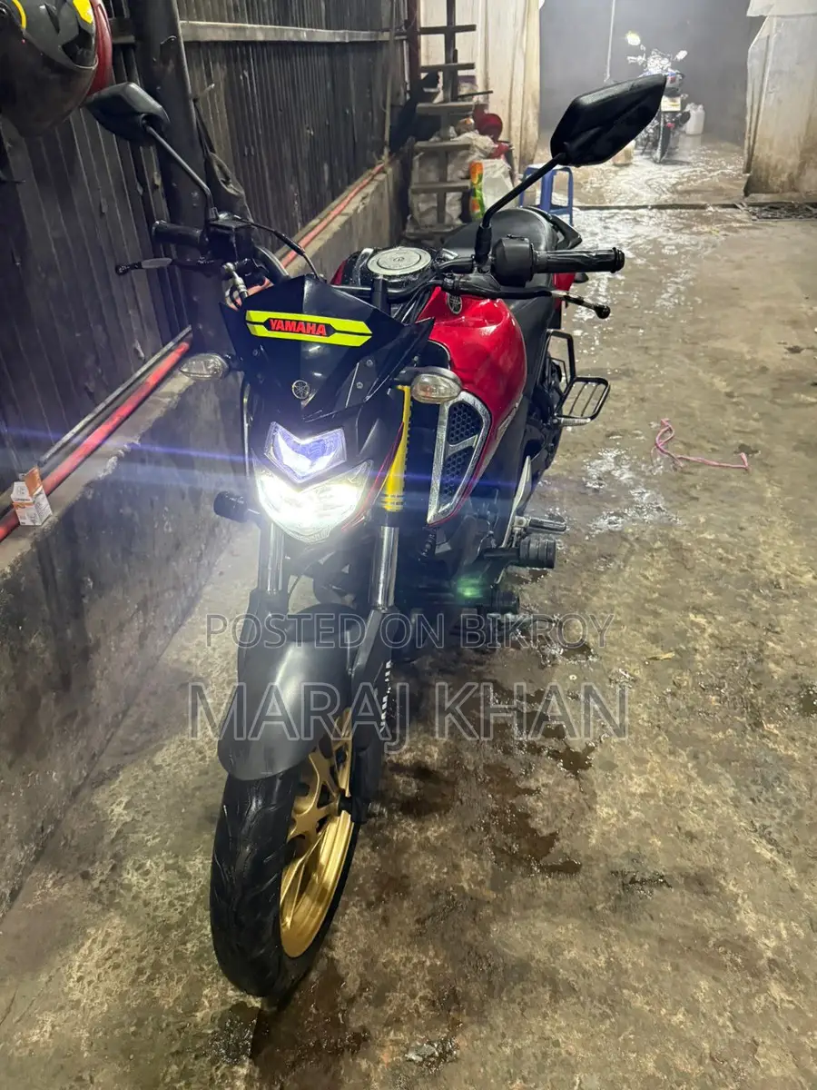 Yamaha FZS V3 . 2022