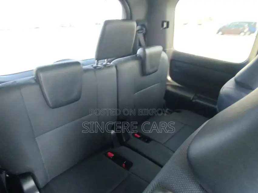 Toyota Esquire GI PACKAGE NON HYBRID 2021