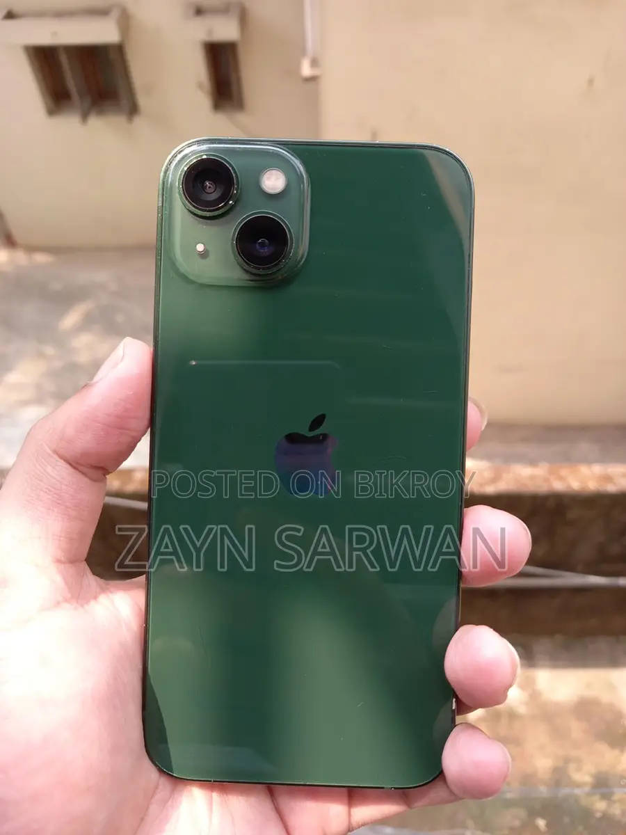 Apple iPhone 13 (Used)