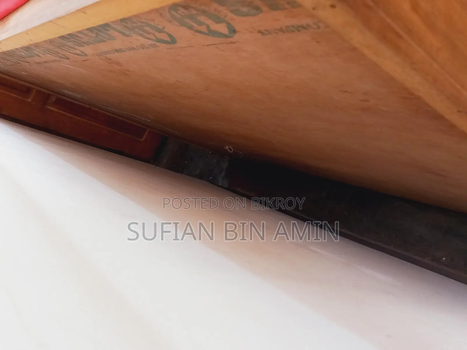 Wardrobe: Original Teak Wood, 100% Fresh, No Cracks or Damage