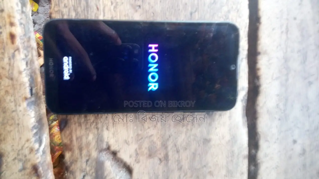 Honor 8s (Used)