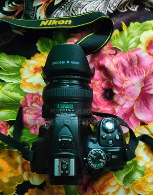 DSLR NIKON D5300