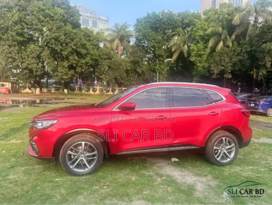 MG HS HYBRID 2023