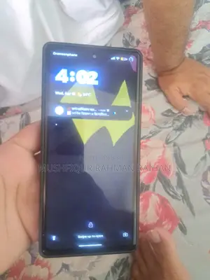 Google Pixel 6 . (Used)