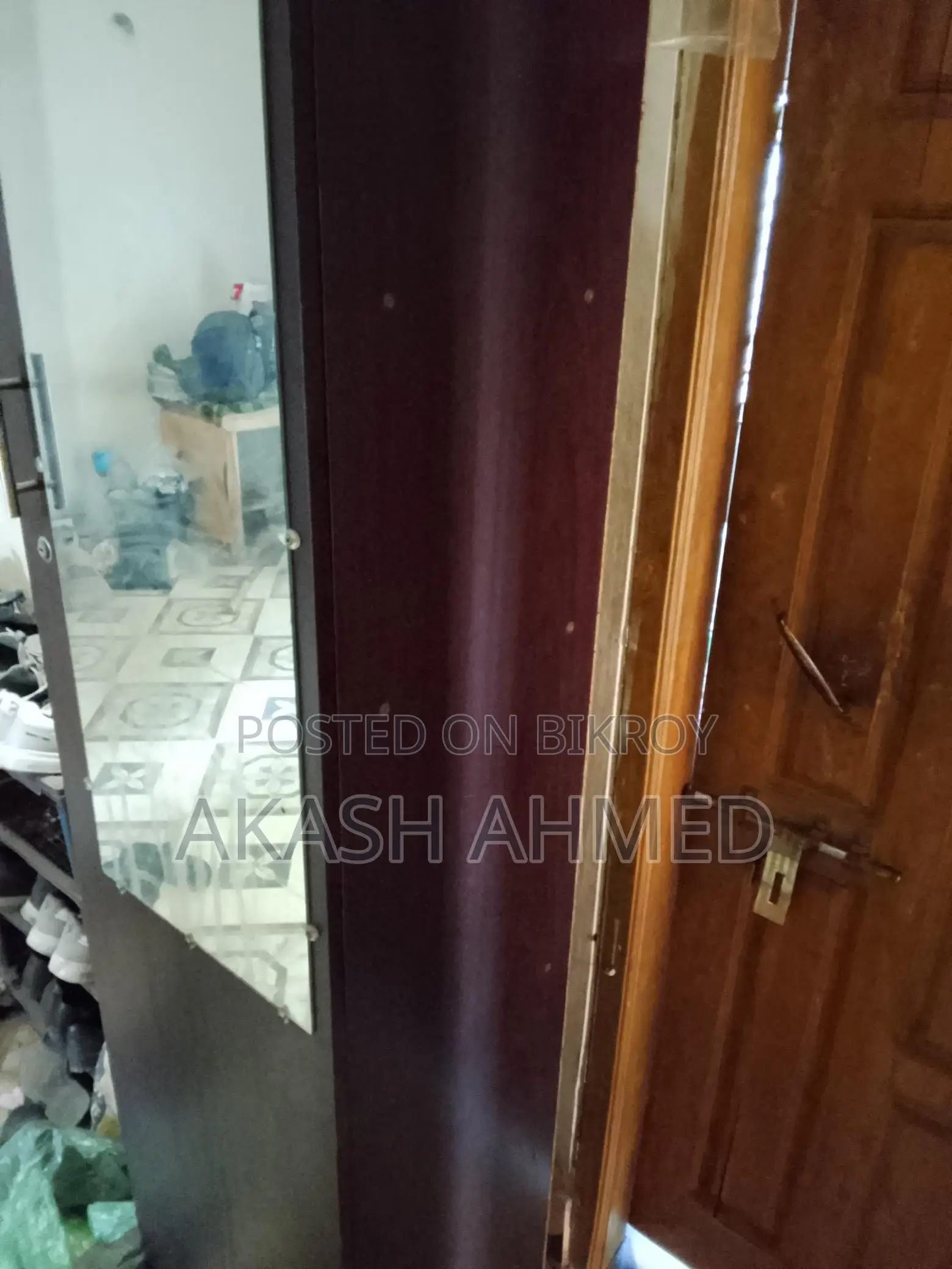 Beautiful and Sturdy Wardrobe for Sale. Used.