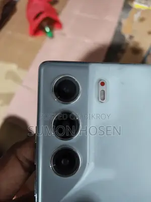 Tecno 8+8 / 256 (Used)