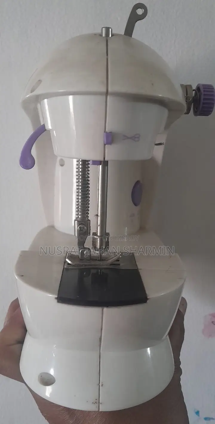 Mini Sewing Machine