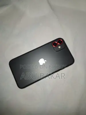 Apple iPhone 11 (Used)