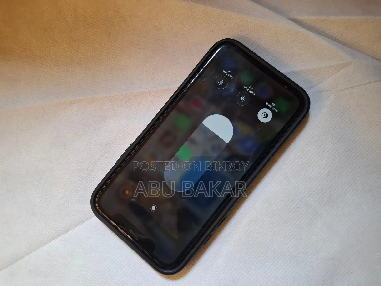 Apple iPhone 11 (Used)