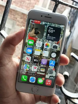 Apple iPhone 8 (Used)