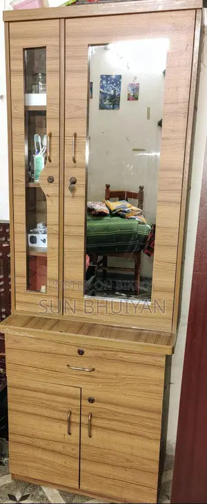 ড্রেসিং টেবিল