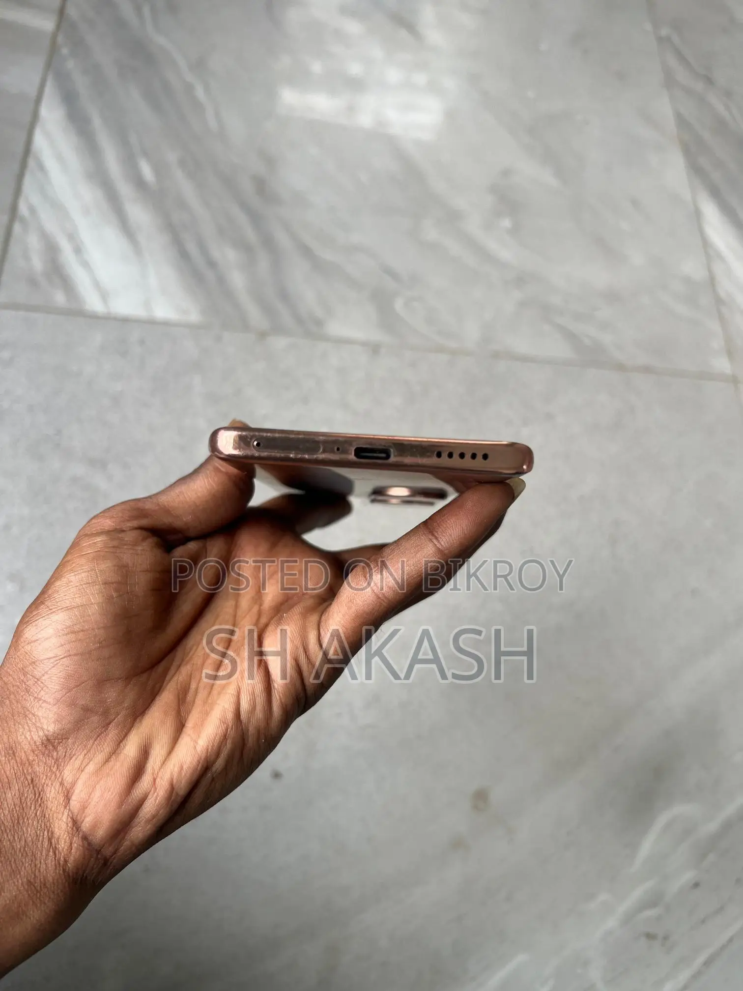 Vivo V40 lite (Used)