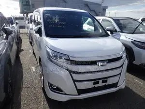Toyota Noah HYBRID G2 DOOR POWER 2021