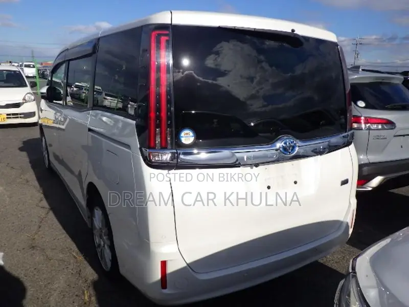 Toyota Noah HYBRID G2 DOOR POWER 2021