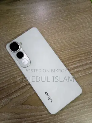Vivo Y400 ৮+৮ জিবি র‍্যাম ১২৮ জিবি রম (ব্যবহৃত)
