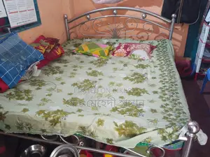 স্টিলের খাট