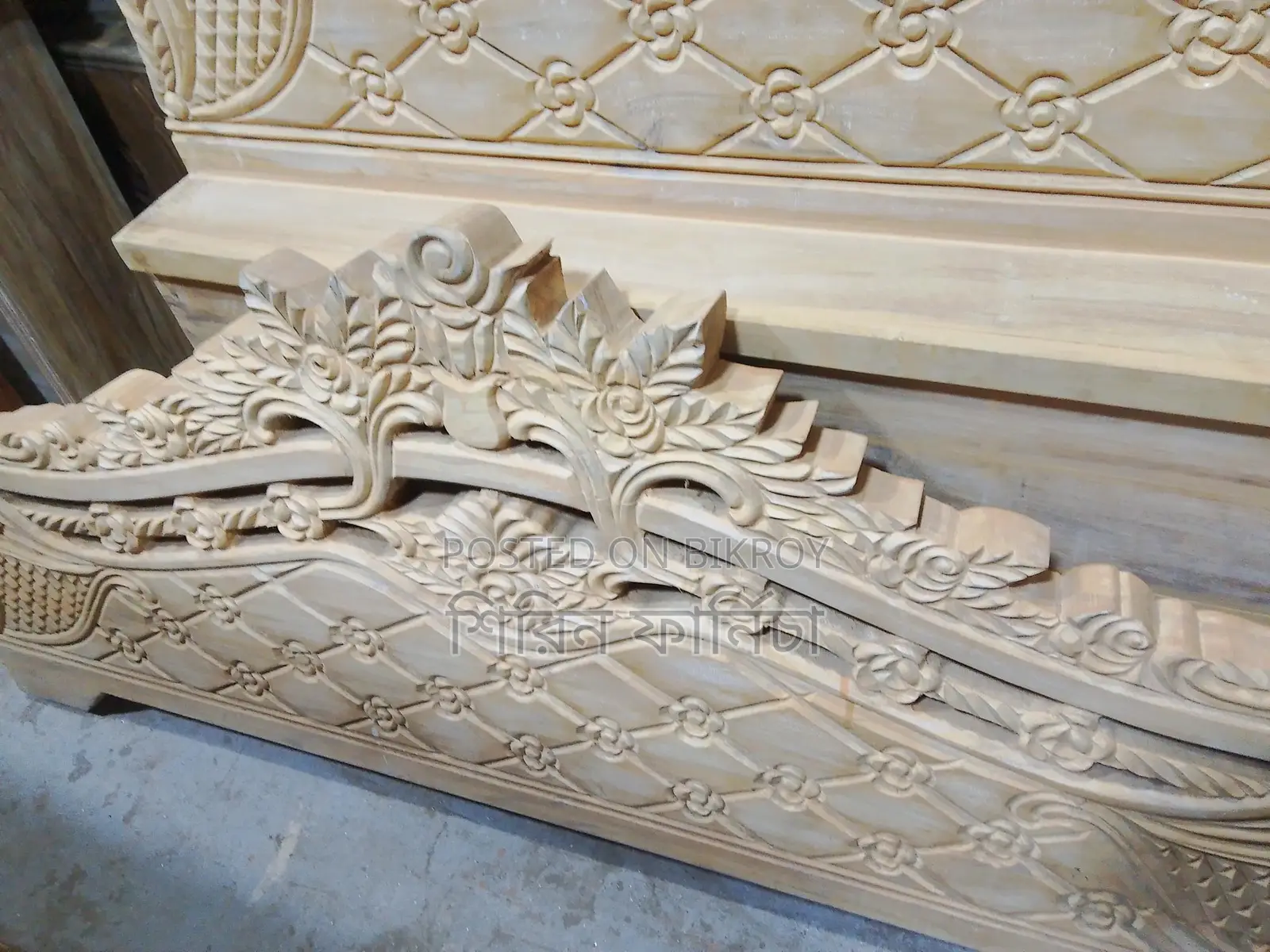 সেগুন কাঠের খাট