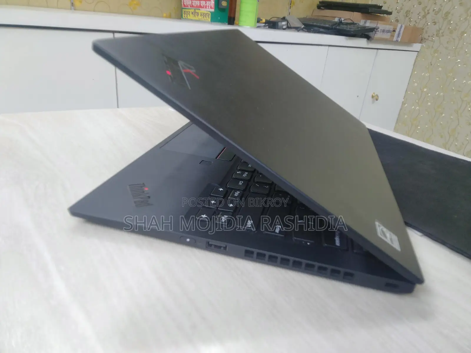 Lenovo Thinkpad X1 Carbon Core i5 10th generation Touch Screen 16/512