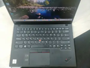 Lenovo Thinkpad X1 Carbon Core i5 10th generation Touch Screen 16/512
