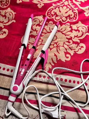 Kemei Km-1291 Professional 3-in-1 Hair Straightener, Curler, and Crimper