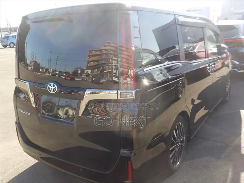 Toyota Esquire GI Premium (Octane) 2021