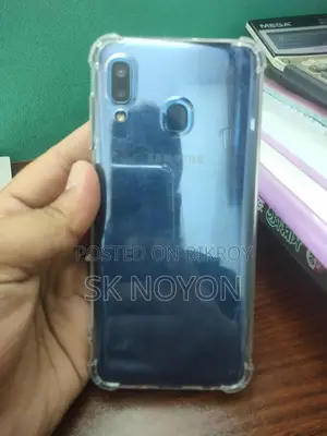 Samsung Galaxy A30 . (Used)