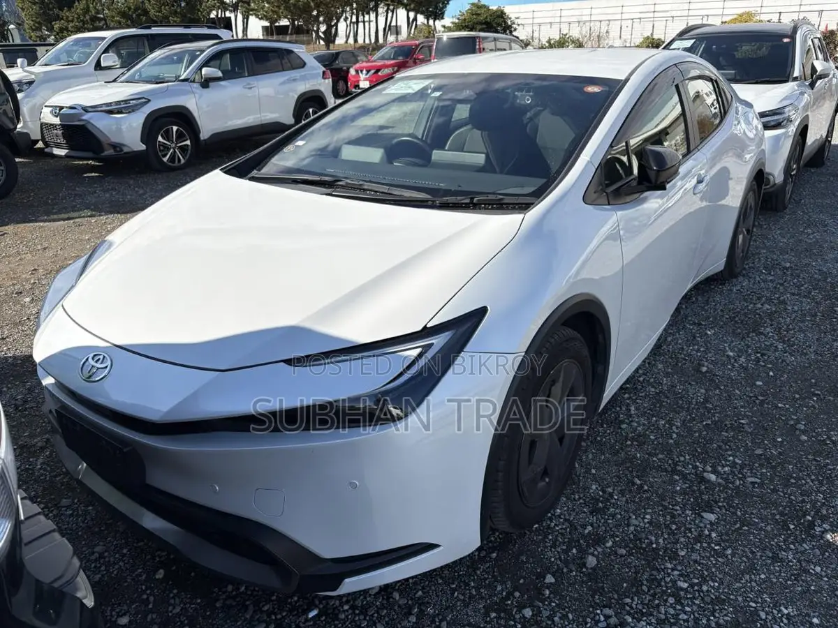 Toyota Prius U PKG PEARL 2023
