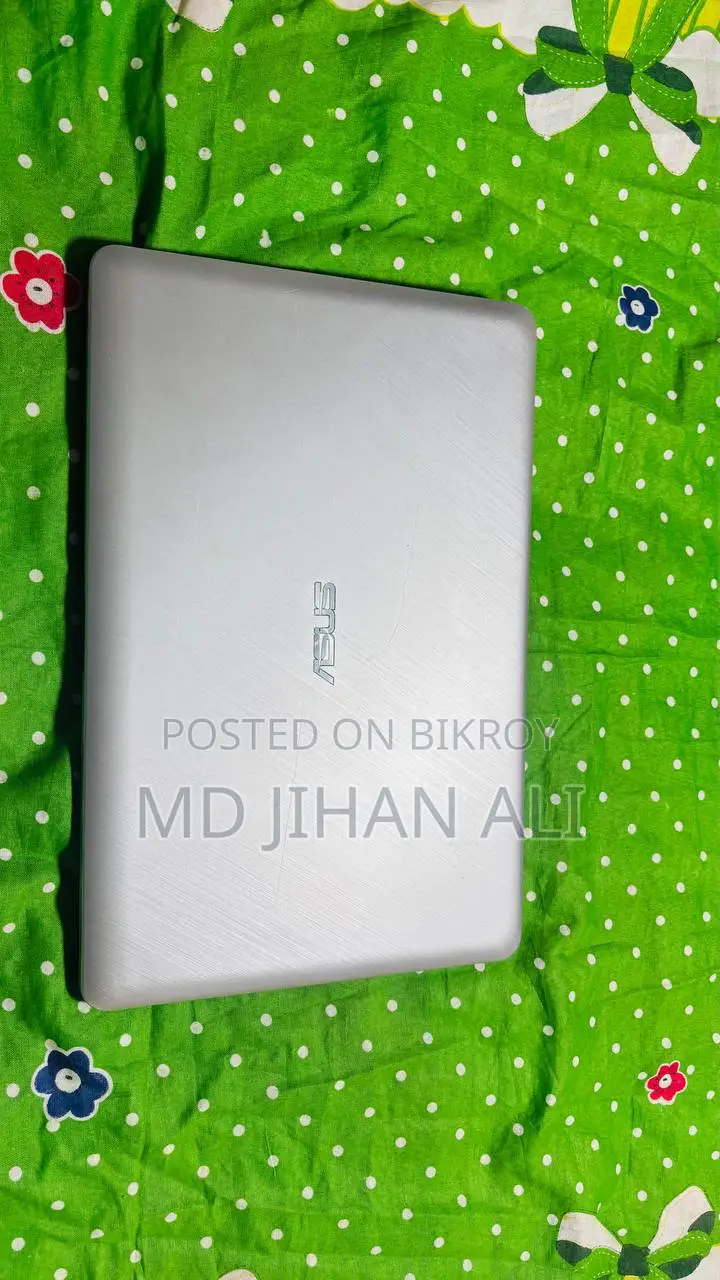3 Hours Battery, Display, Camera, Usb port,