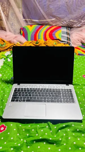 3 Hours Battery, Display, Camera, Usb port,