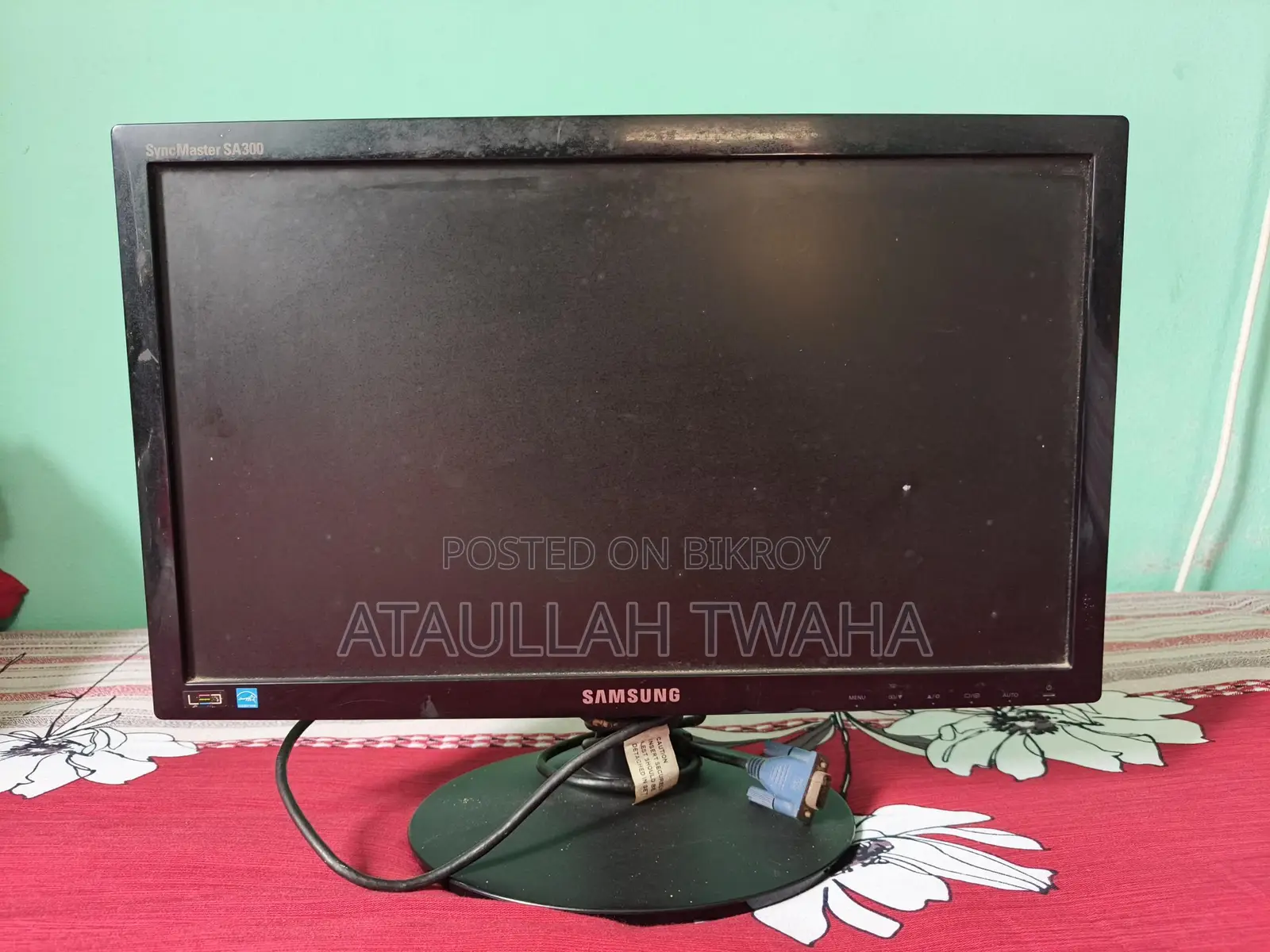 18-Inch Monitor