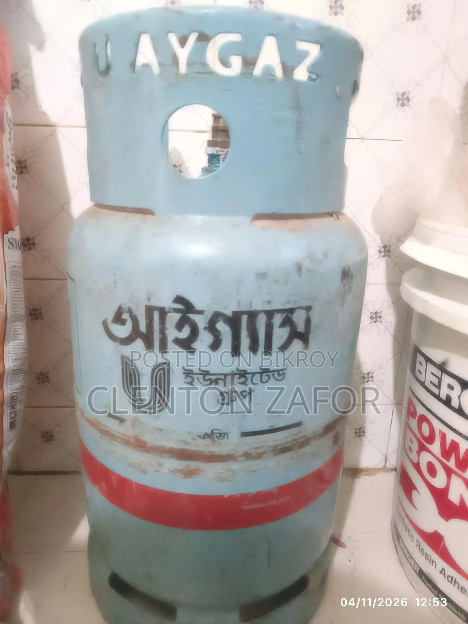 ডাবল গ্যাসের চুল এবং সিলিন্ডার