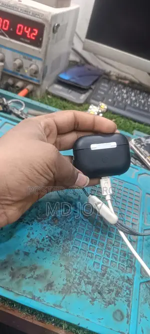 আইফোন হেডফোন সেকেন্ড জেনারেশন ব্ল্যাক কালার