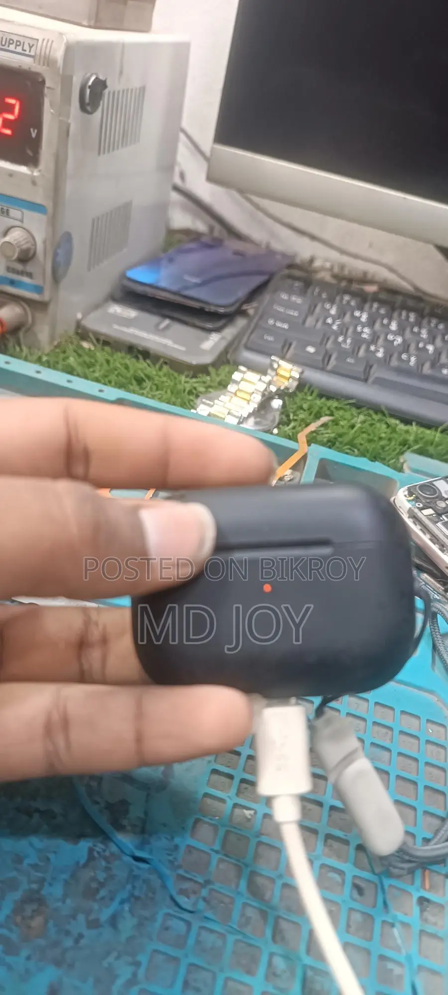 iPhone Headphone Second Generation Black Color