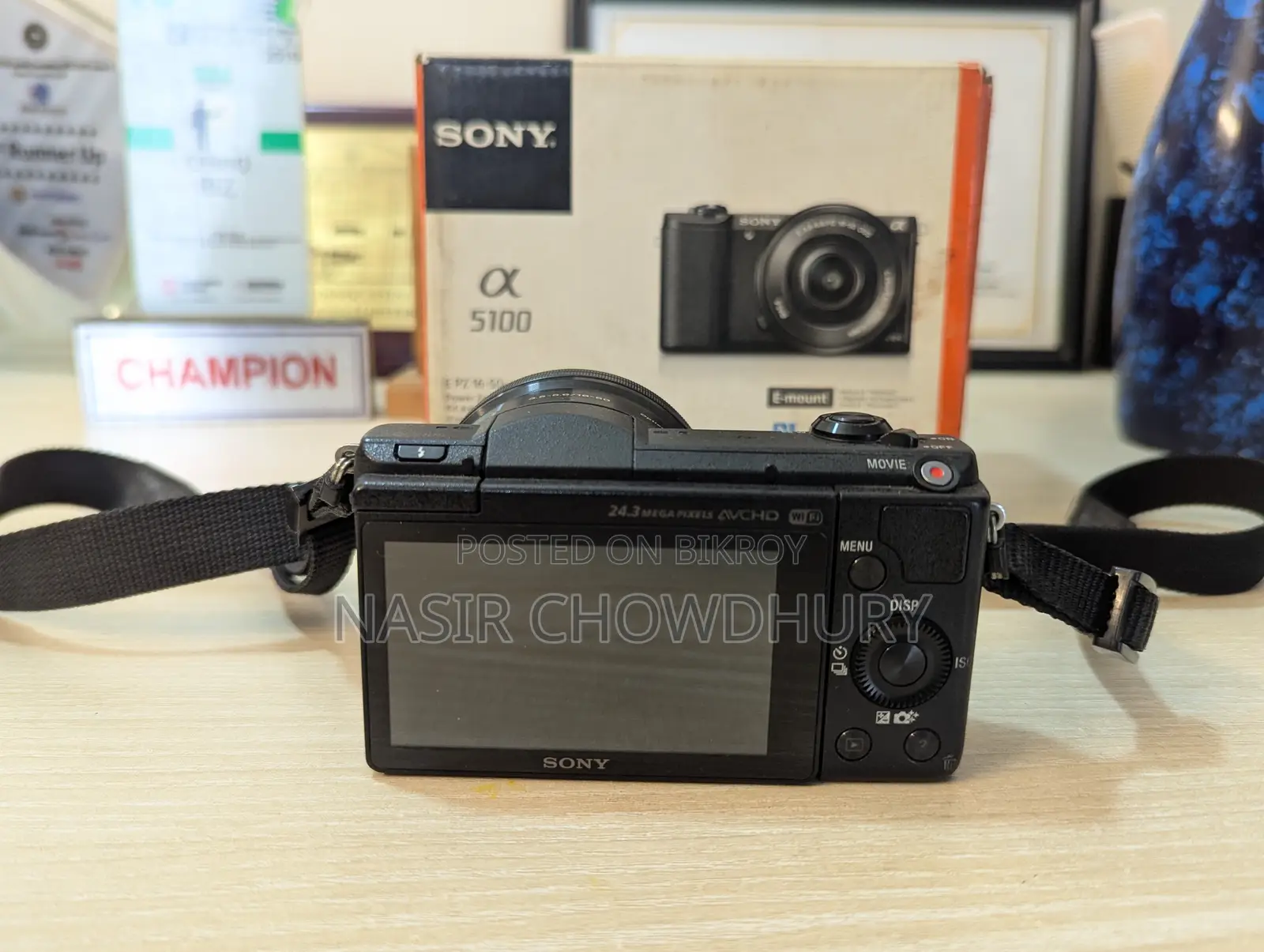 Sony A5100 Mirrorless Camera With Lens, Original Charger Box.