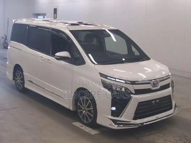 Toyota Voxy Sunroof Moon roof 2021