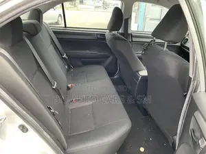 Toyota Axio Non Hybrid EX Silver 2021