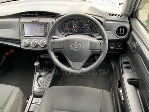 Toyota Axio Non Hybrid EX Silver 2021