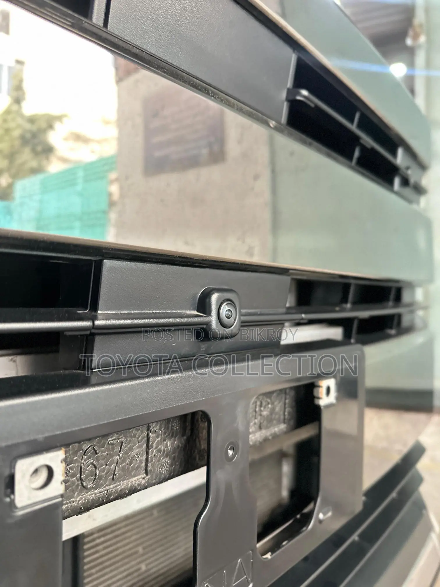Toyota Noah SZ 360 CEILING TV 2022