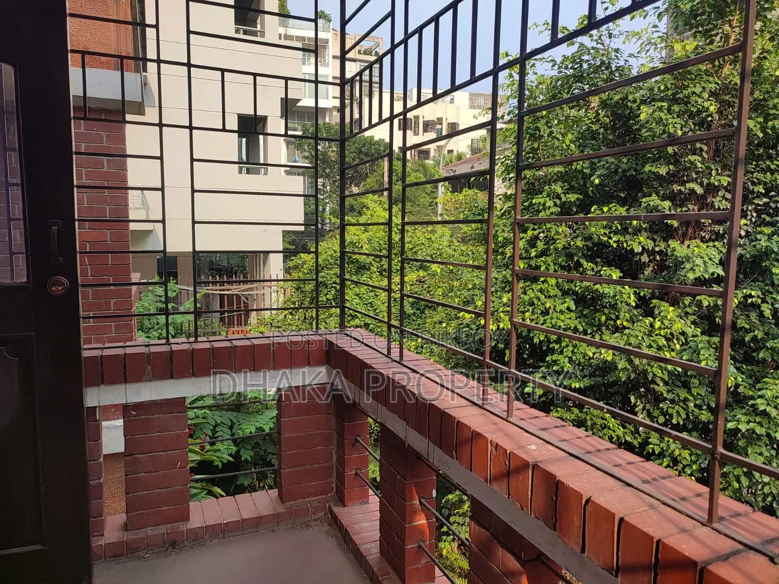 Independent House Rent for Embassy Foreign Office Baridhara Diplomatic Zone
