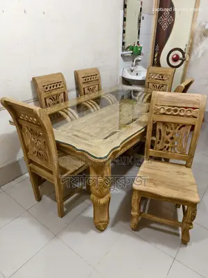 ছয় চিয়ারের ডাইনিং সেট