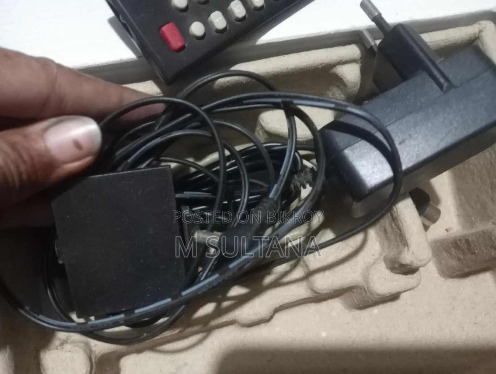GADMEI TV2830E XGA TV Box